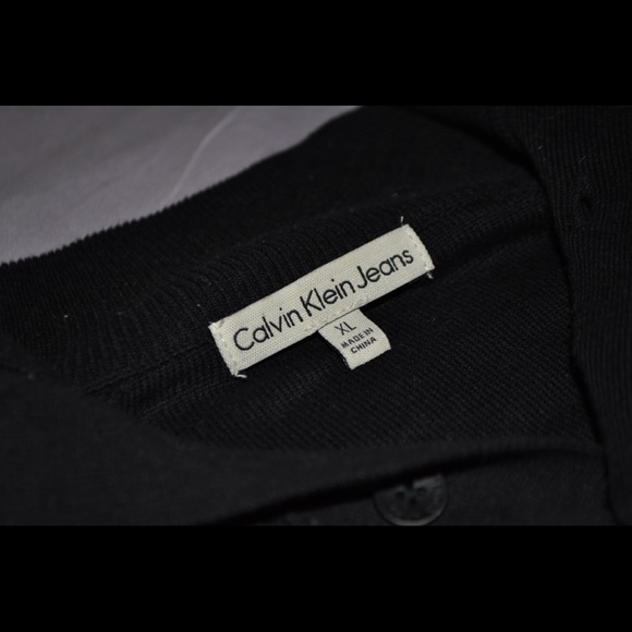 Calvin Klein pull over sweater worn couple times - Picture 2 of 4